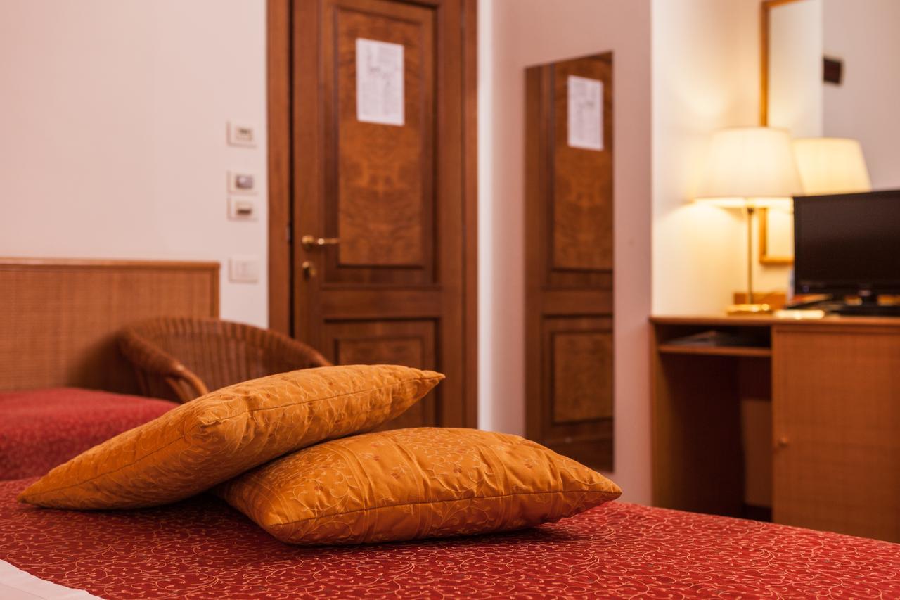 Hotel Resort Marinella Gabicce Mare Dış mekan fotoğraf